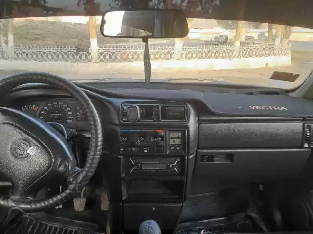 Opel Vectra A, 1995 1, avtobaza.tj
