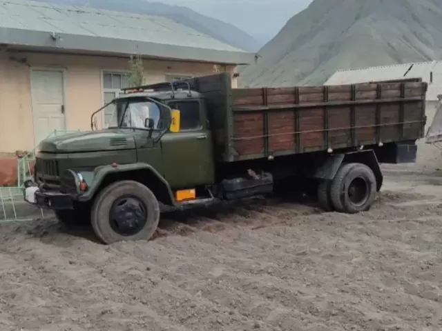 Грузовики ЗиЛ, 1988 1, avtobaza.tj