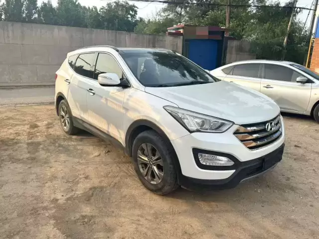Hyundai Santa Fe, 2014 1, avtobaza.tj