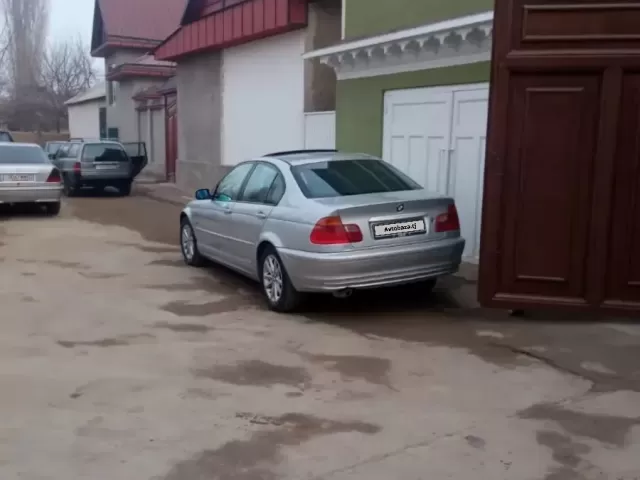 BMW M3 1, avtobaza.tj