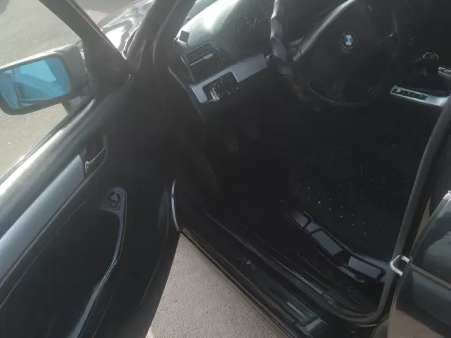 BMW 3 Series 318, 2002 1, avtobaza.tj