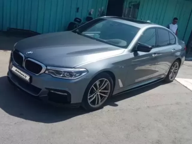 BMW 5 Series 520 1, avtobaza.tj