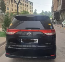 Toyota Estima, 2009 в Исфара