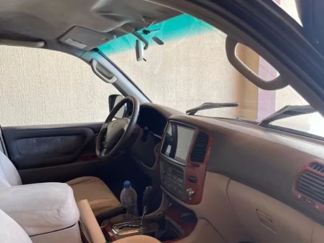 Toyota Land Cruiser, 2003 1, avtobaza.tj