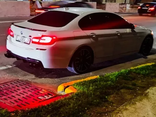 BMW M5 1, avtobaza.tj