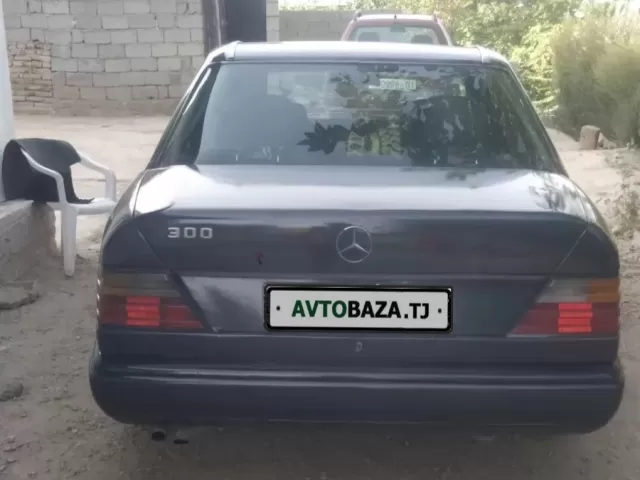 Mercedes-Benz W124 1, avtobaza.tj