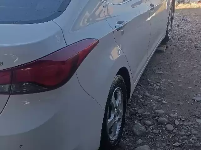 Hyundai Avante, 2014 1, avtobaza.tj