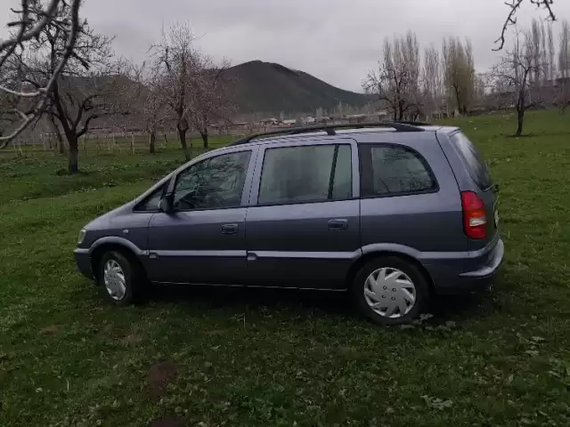 Opel Zafira, 2005 1, avtobaza.tj