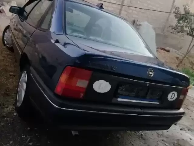 Opel Vectra A, 1992 1, avtobaza.tj