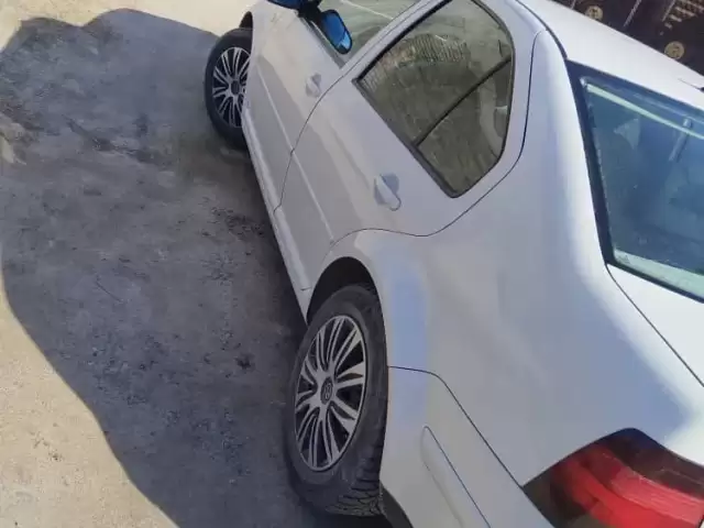 Volkswagen Polo, 2001 1, avtobaza.tj