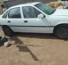 Opel Vectra A, 1992 в Бохтар (Курган-Тюбе) 