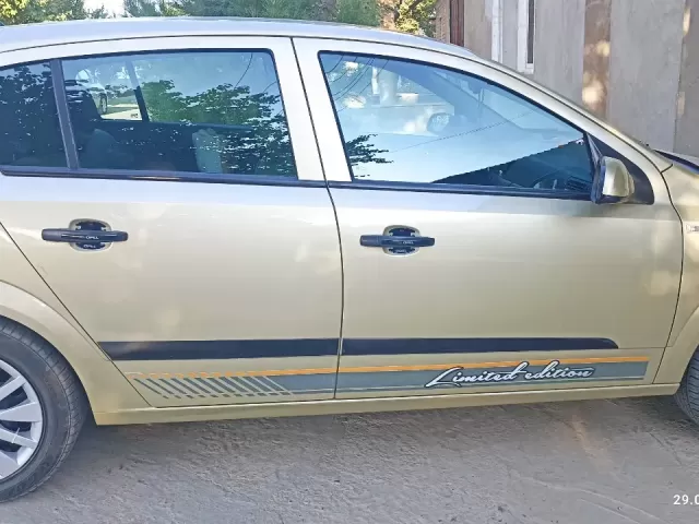 Opel Astra H 1, avtobaza.tj