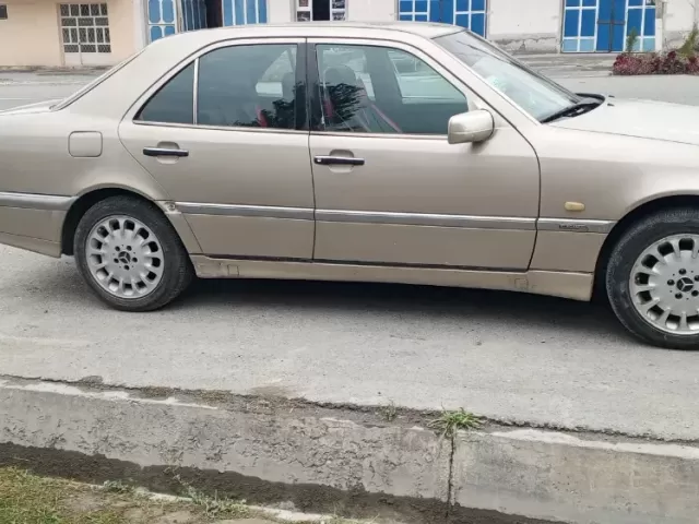 Mercedes-Benz E class 1, avtobaza.tj