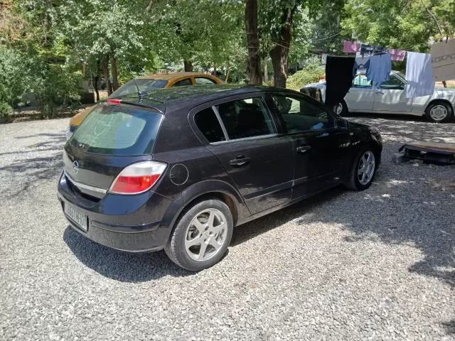 Opel Astra H 1, avtobaza.tj