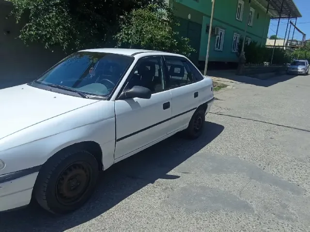 Opel Astra F 1, avtobaza.tj