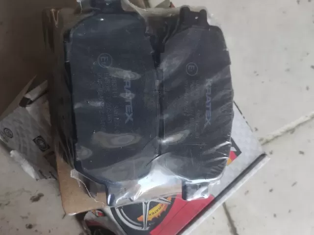 Калодки передни задани от Toyota 1, avtobaza.tj