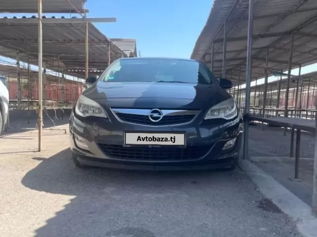 Opel Astra J 1, avtobaza.tj