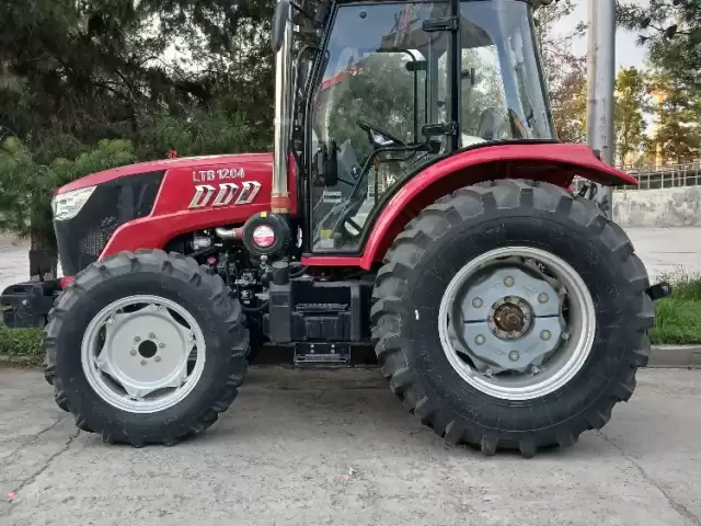 Трактор LUTONG LTB 1204 4×4, 2025 1, avtobaza.tj