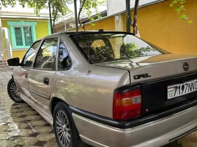 Opel Astra F, 1990 1, avtobaza.tj