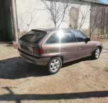 Opel Astra F, 1992 в Ашт