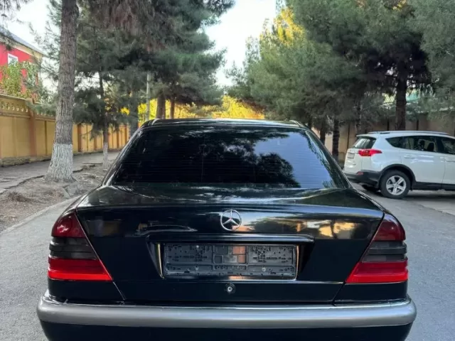 Mercedes-Benz C class 1, avtobaza.tj