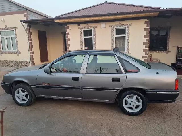 Opel Vectra A 1, avtobaza.tj