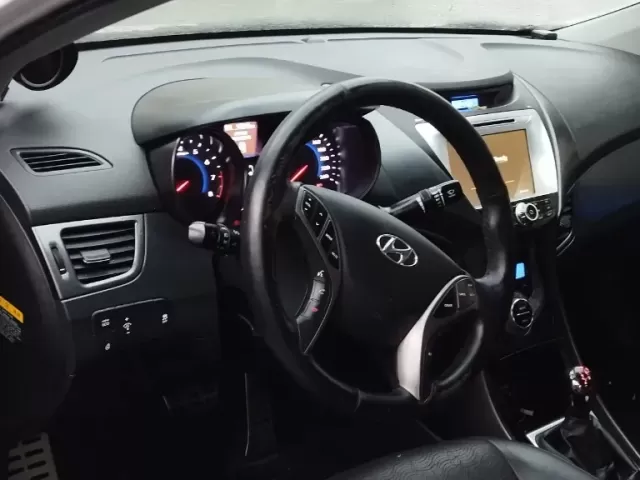 Hyundai Avante, 2012 1, avtobaza.tj