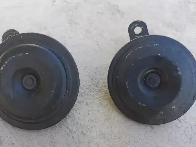 Звуковой сигнал мерседес бенс 1, avtobaza.tj