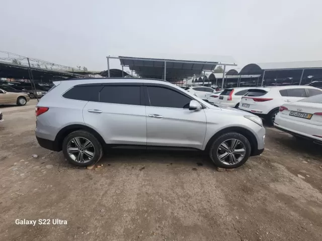 Hyundai Santa Fe 1, avtobaza.tj