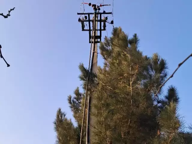 Установка столба, трансформатор, монтаж линий 380,6кВ,10кВ 1, farmo.tj