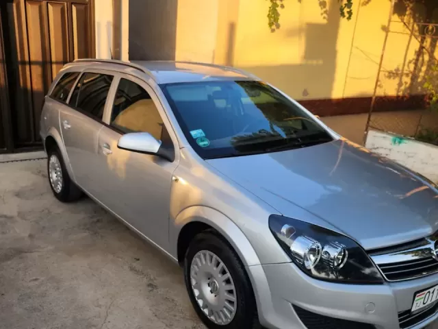 Opel Astra H, 2009 1, avtobaza.tj