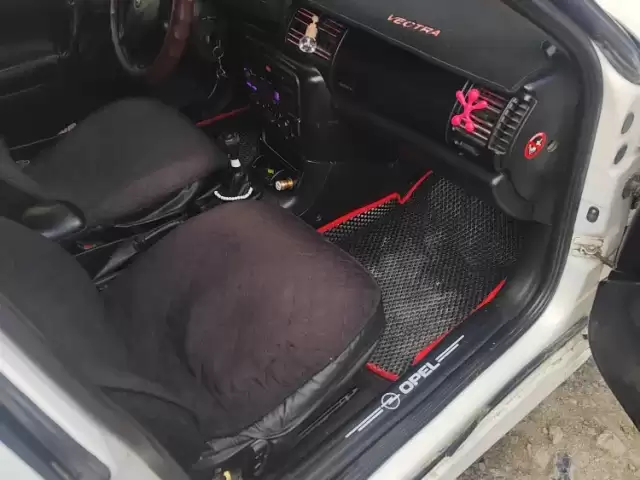 Opel Vectra B, 2000 1, avtobaza.tj