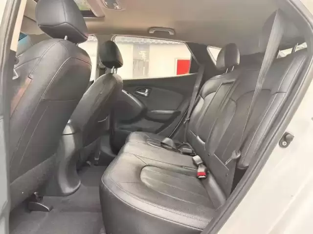 Hyundai Tucson, 2015 1, avtobaza.tj