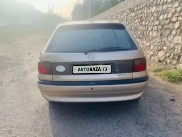 Opel Astra F 1, avtobaza.tj