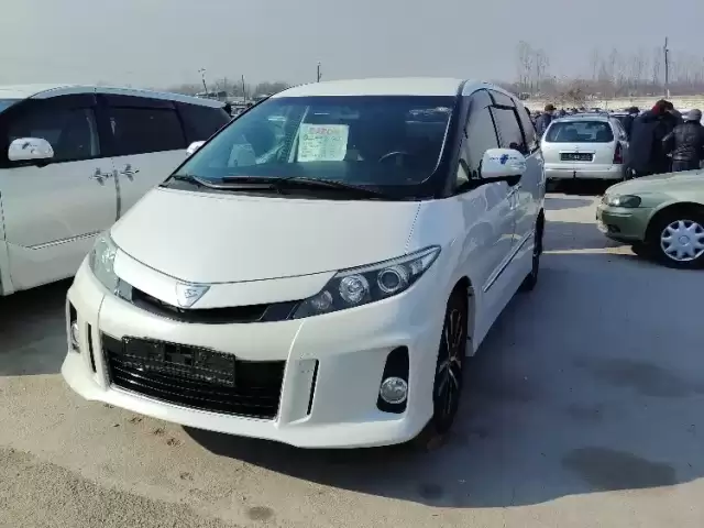Toyota Estima, 2014 1, avtobaza.tj