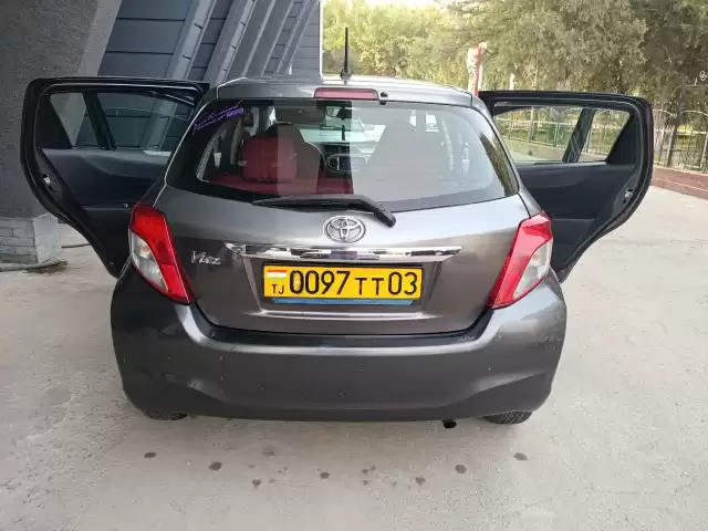 Toyota Vitz, 2012 1, avtobaza.tj