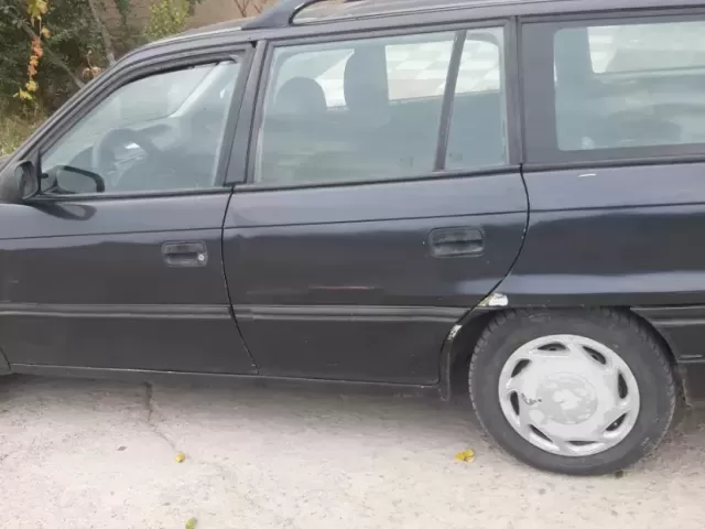 Opel Astra F 1, avtobaza.tj