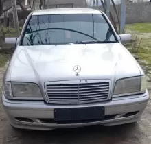 Mercedes-Benz C class, 1995 в Яван