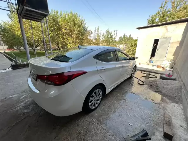 Hyundai Elantra, 2013 1, avtobaza.tj