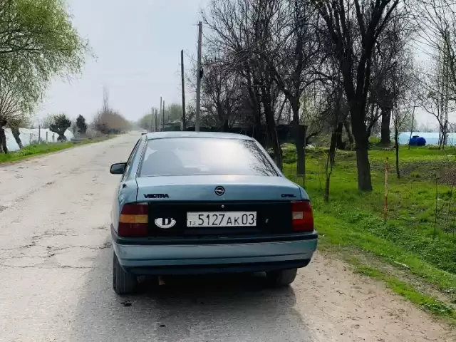 Opel Vectra A, 1992 1, avtobaza.tj Opel Vectra A, 1992 1, avtobaza.tj