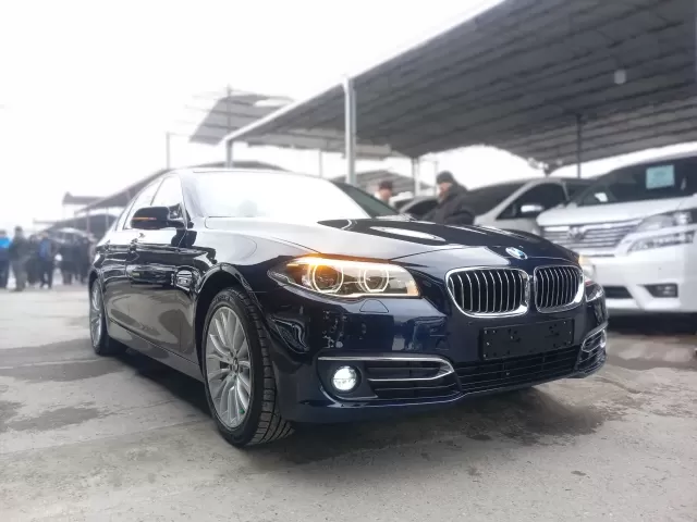 BMW 5 Series 520 1, avtobaza.tj