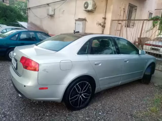 Audi A4, 2005 1, avtobaza.tj