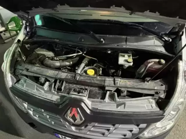 Грузовики Renault, 2018 1, avtobaza.tj Грузовики Renault, 2018 1, avtobaza.tj