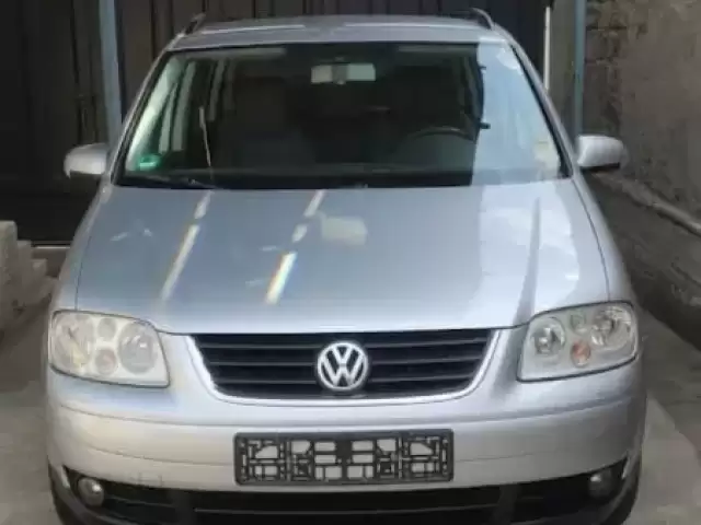 Volkswagen Touran, 2006 1, avtobaza.tj