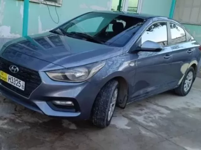 Hyundai Solaris 1, avtobaza.tj