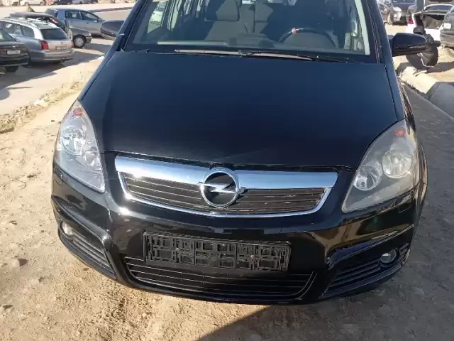 Opel Zafira, 2009 1, avtobaza.tj
