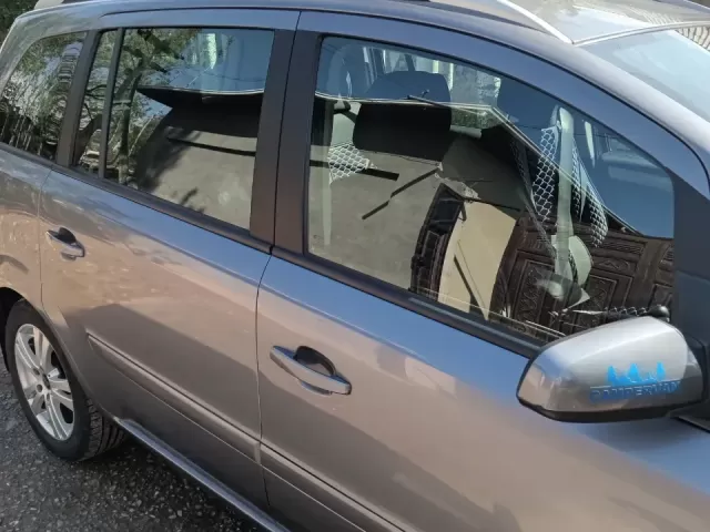 Opel Zafira, 2006 1, avtobaza.tj