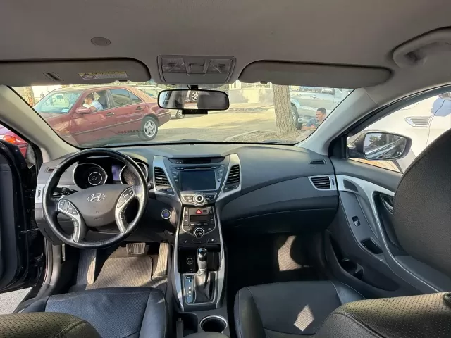 Hyundai Avante, 2015 1, avtobaza.tj
