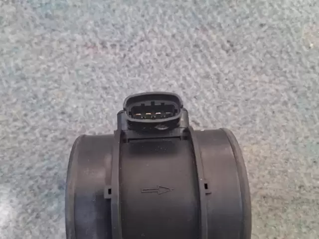 Расходаметр даччик воздуха Зафира А 1, avtobaza.tj