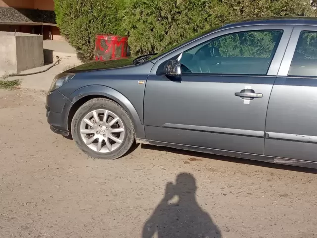 Opel Astra H, 2006 1, avtobaza.tj